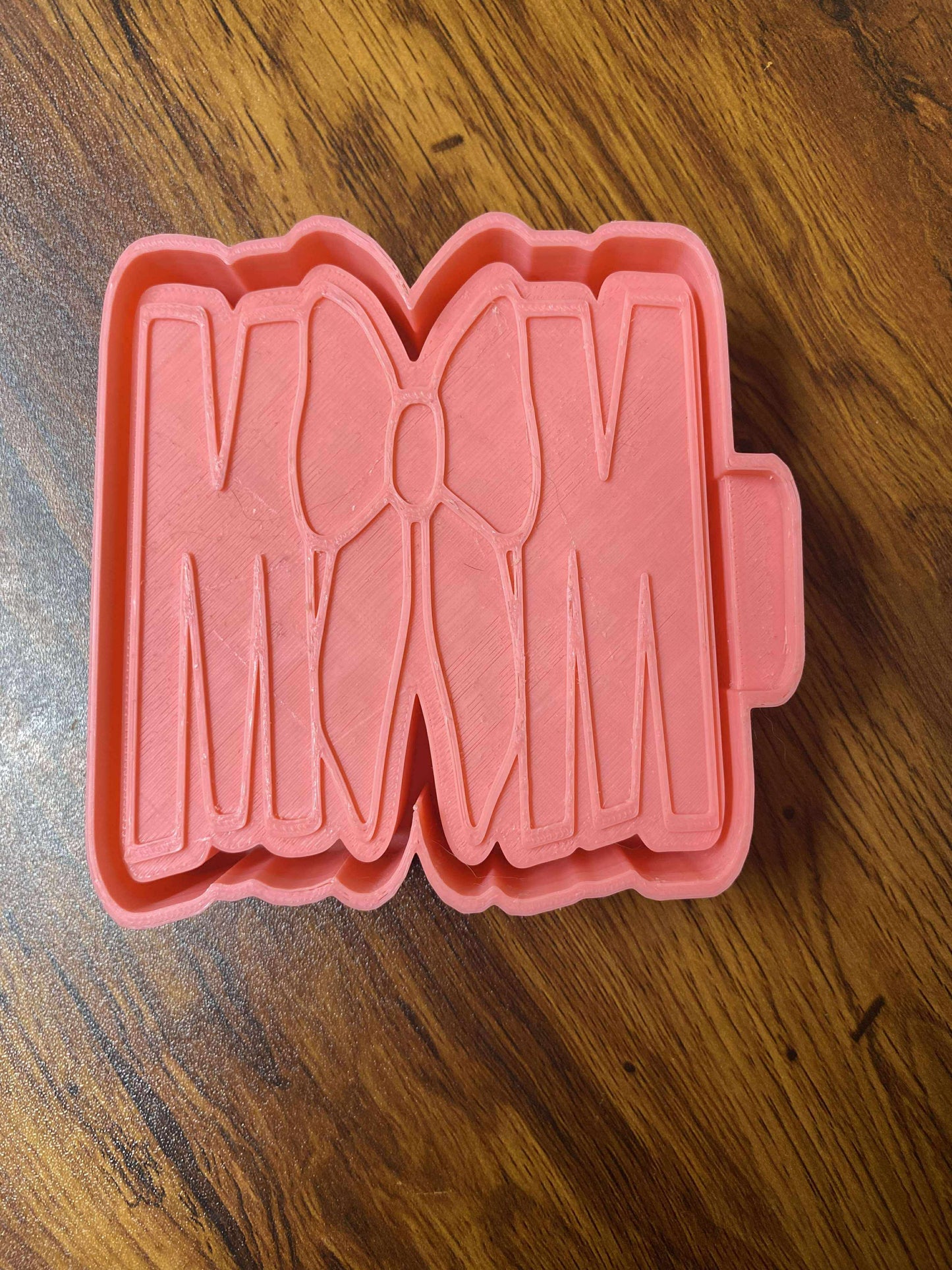 Mom Middle Bow Mold