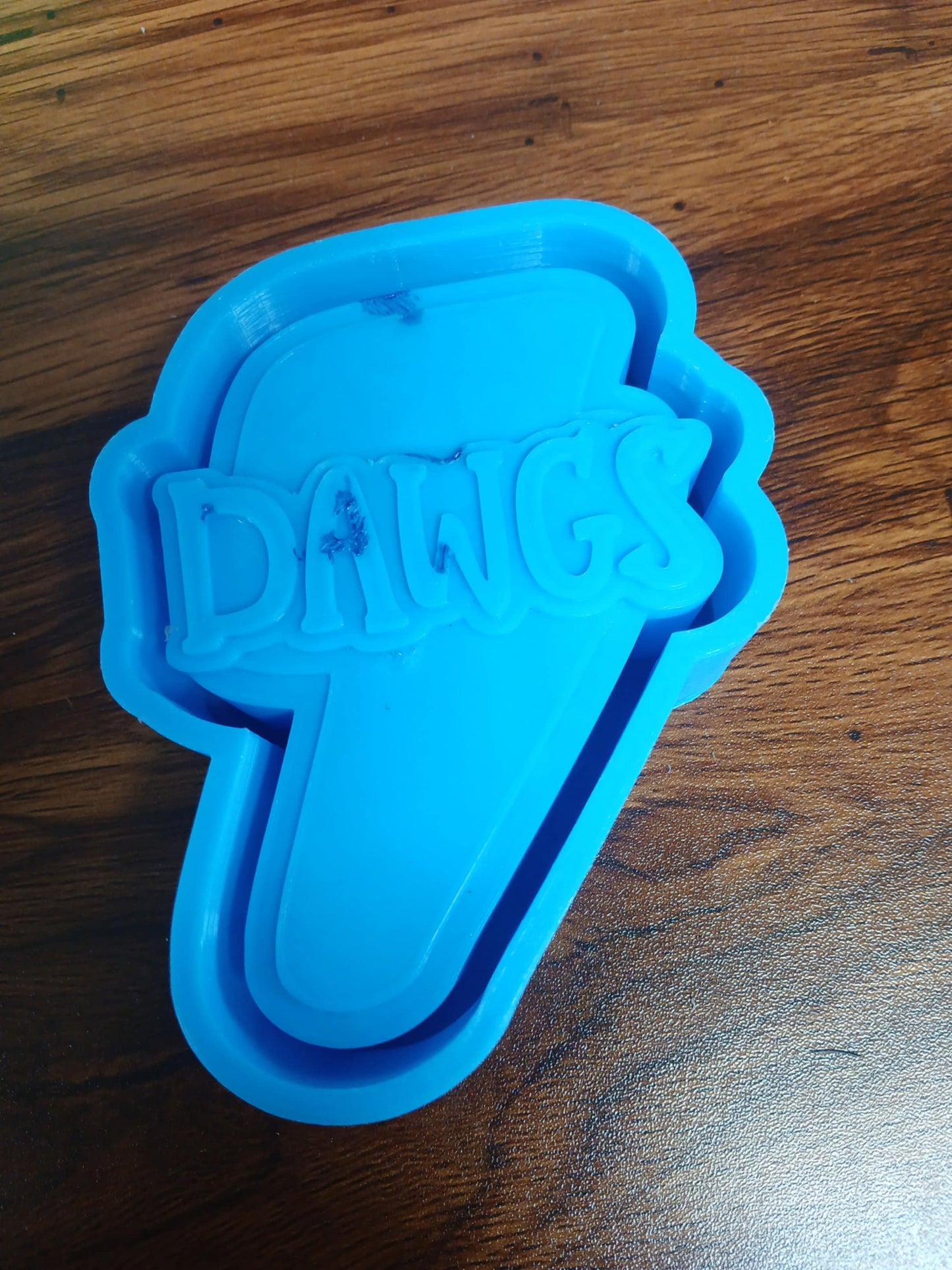 Dawgs Lightening Bolt