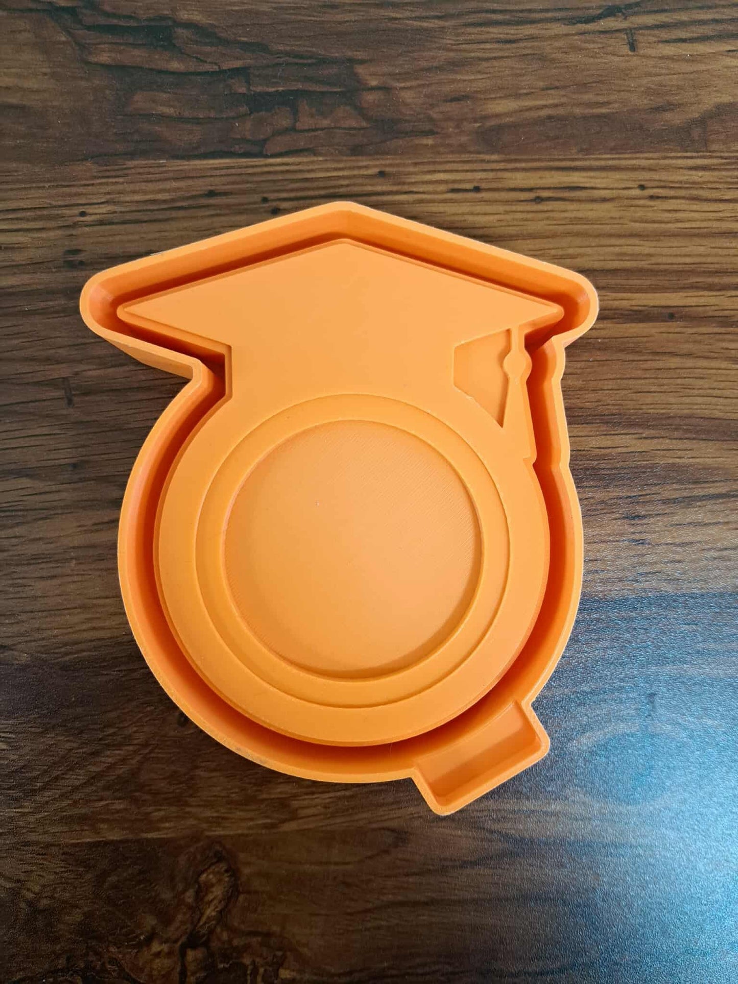 Graduation Frame Mold