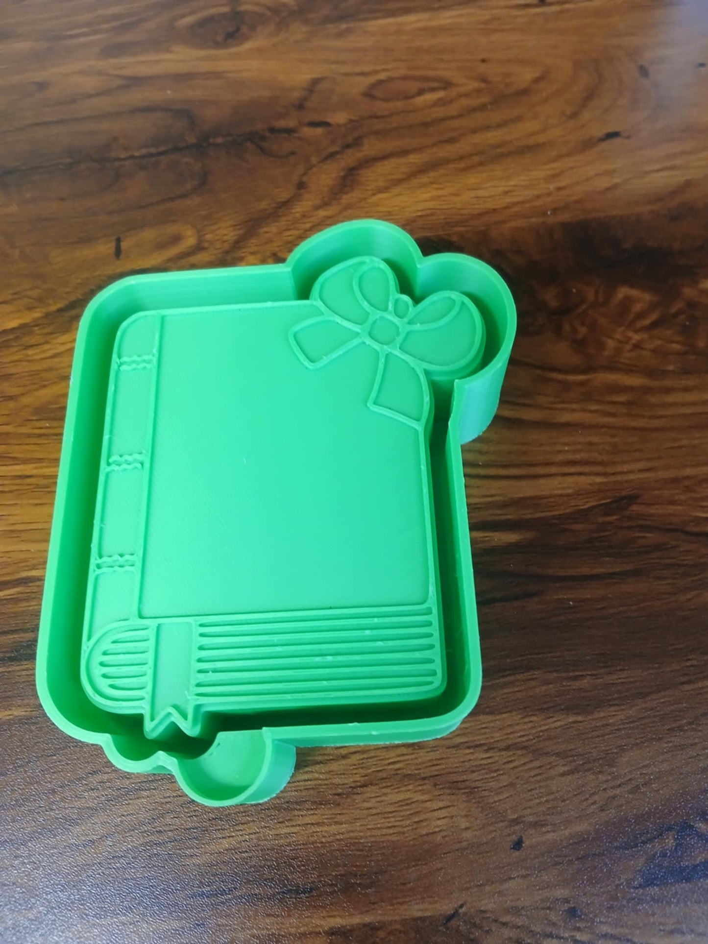 Book with Bow Mold