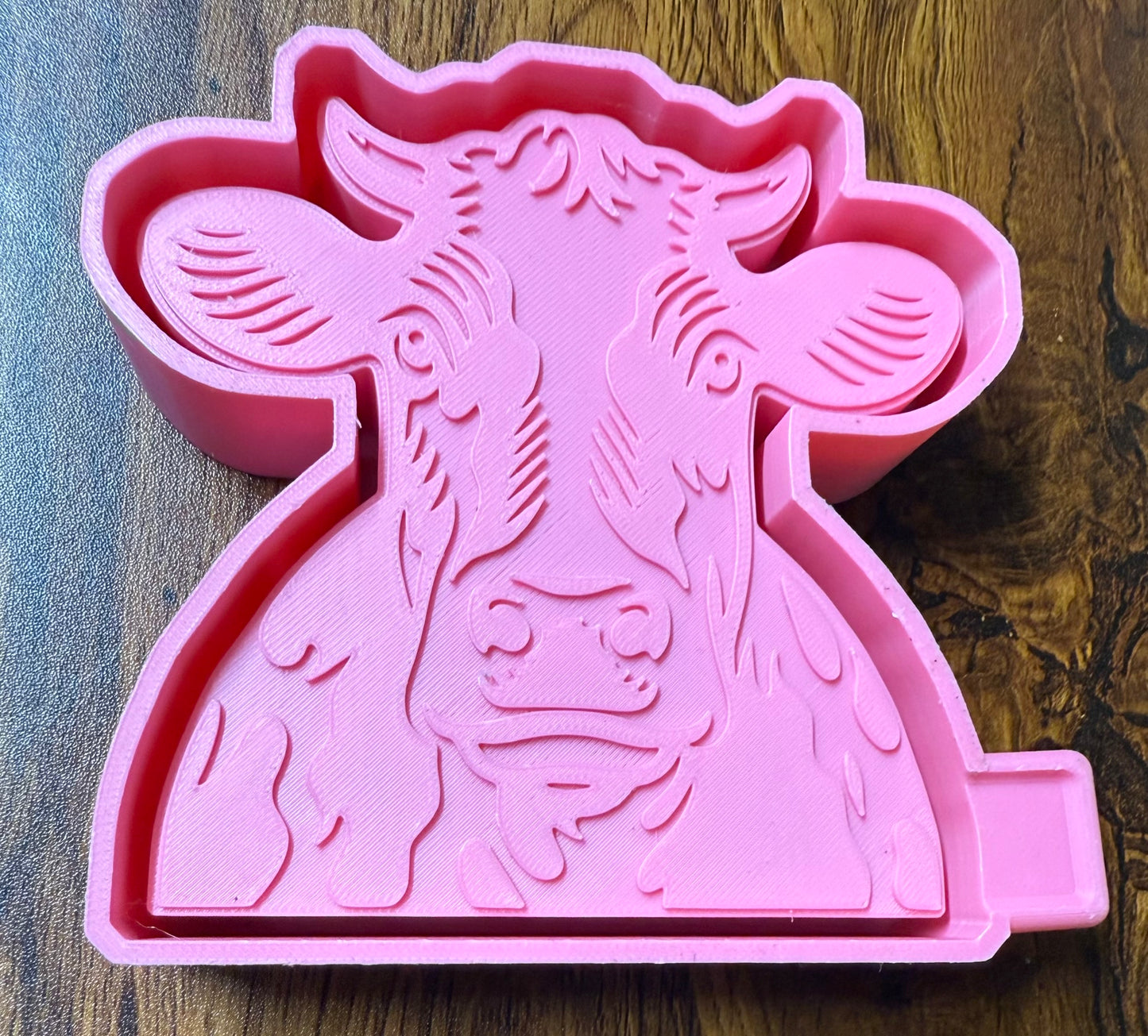 Cow Facing Bust Mold