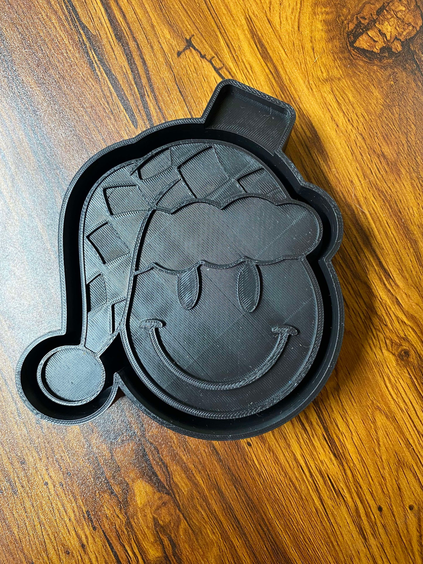 Christmas Smilie Face checkared Hat Mold