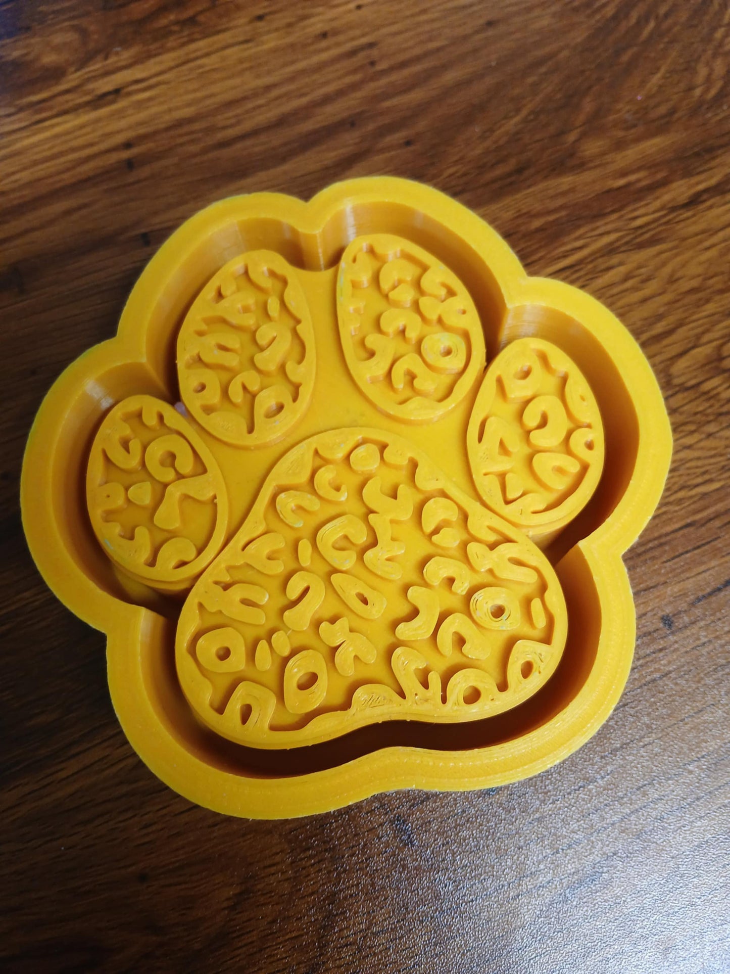 Cheetah Paw Mold