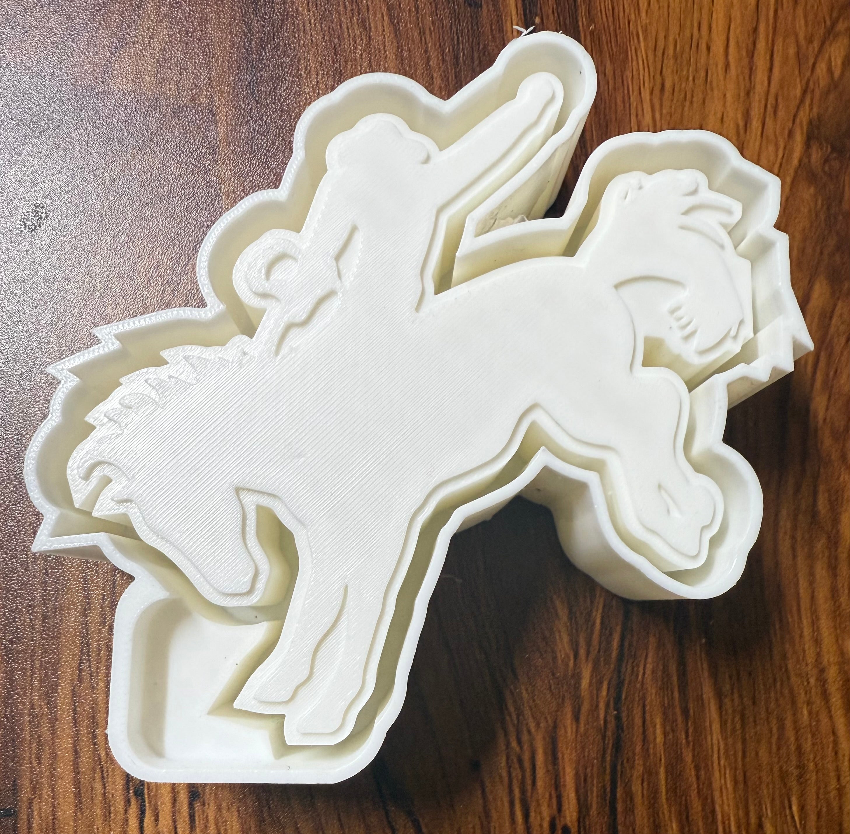 Bronco Riding Mold – Lazy Day Crafts
