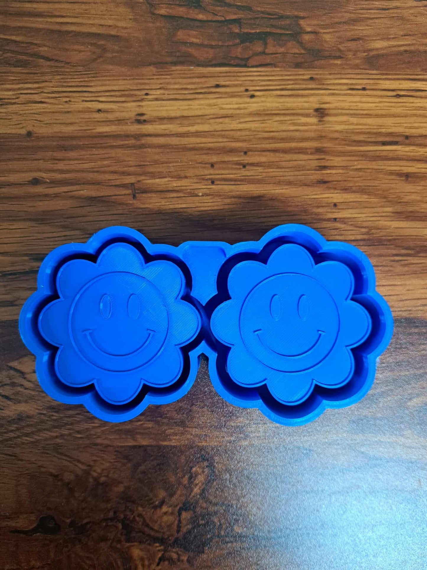 Vent Smilie Flower Molds