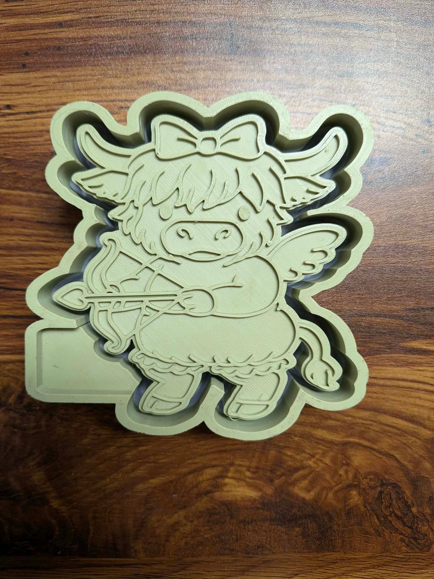 Valentines Hyland Cow Cupid Mold